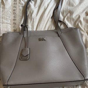Micheal kors purse